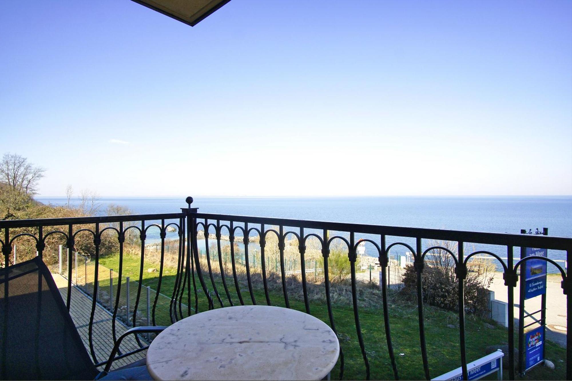 Ferienwohnung Mit Traumhaftem Meerblick - Haus Am Meer Fewo 02 Lohme Εξωτερικό φωτογραφία